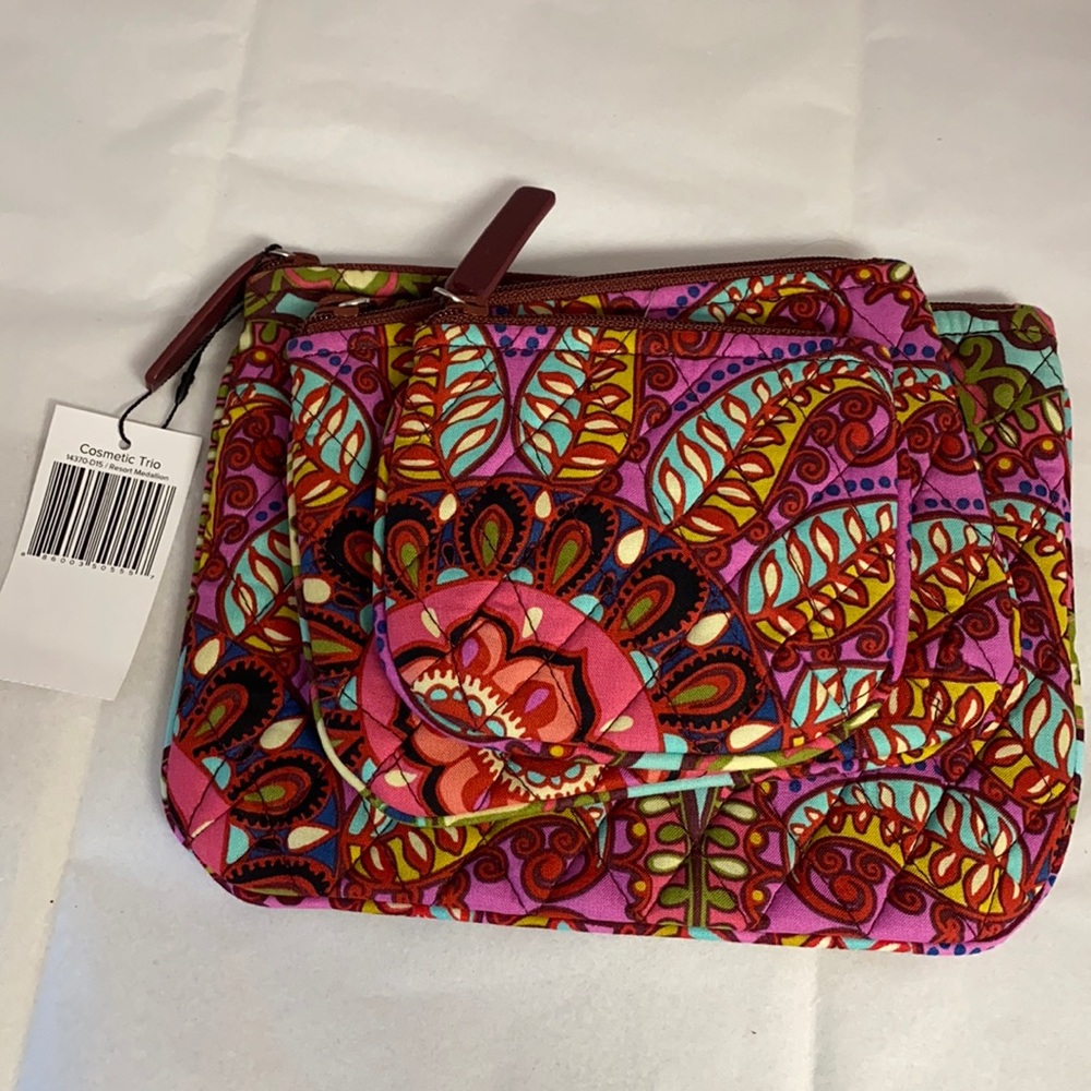 NWT Vera Bradley Cosmetic Trio Resort Medallion